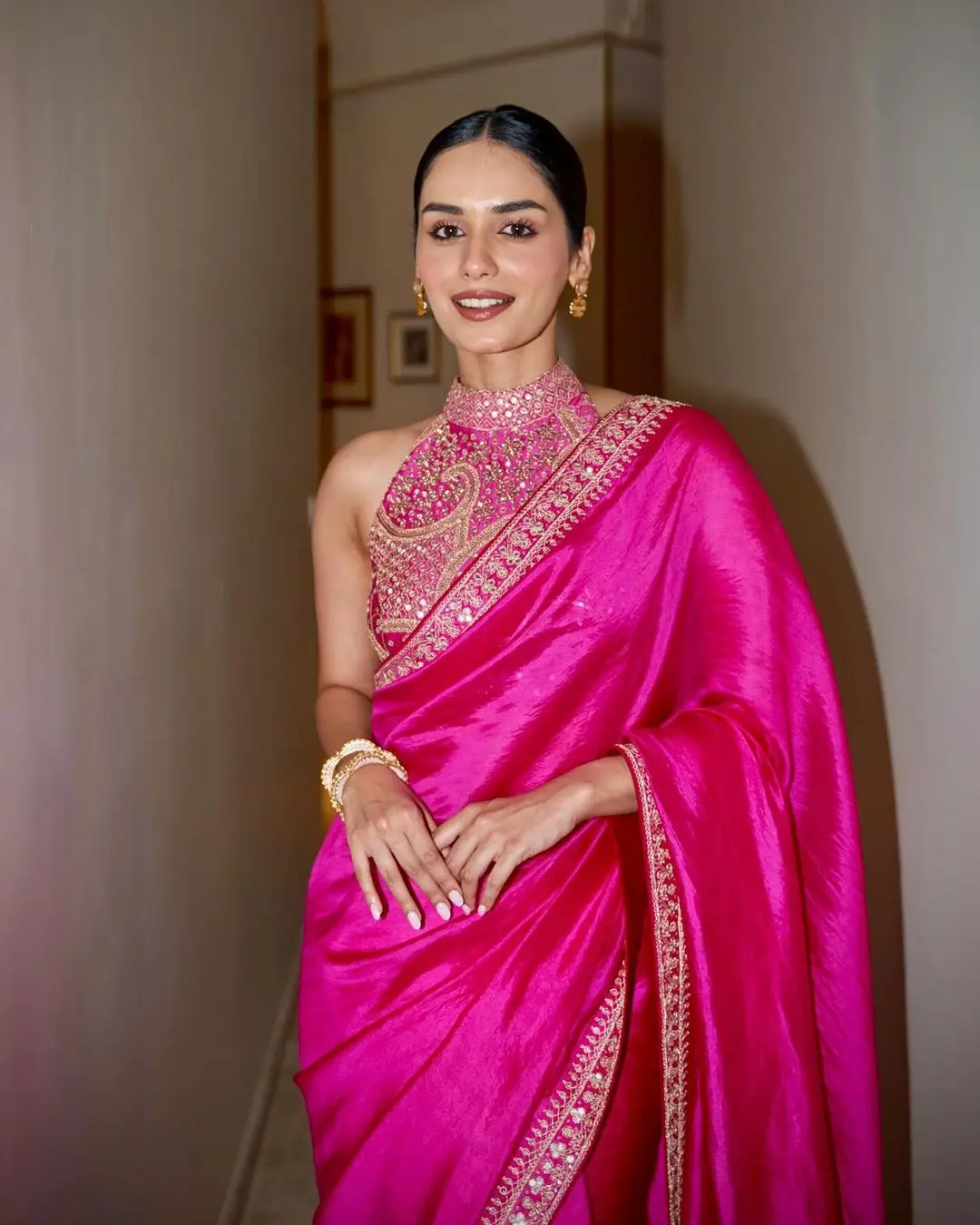 Manushi Chhillar Stills in Pink Designer Saree Sleeveless Blouse